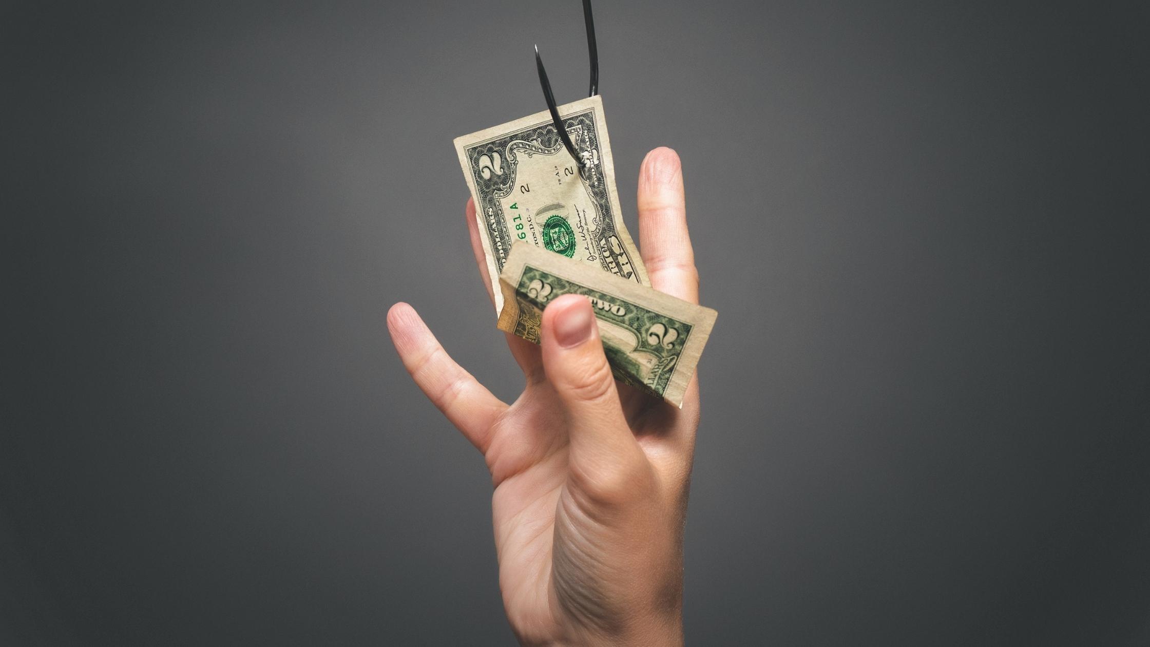 资金被盗 | Complycube 试图抓住被钩子拉走的钱的人。